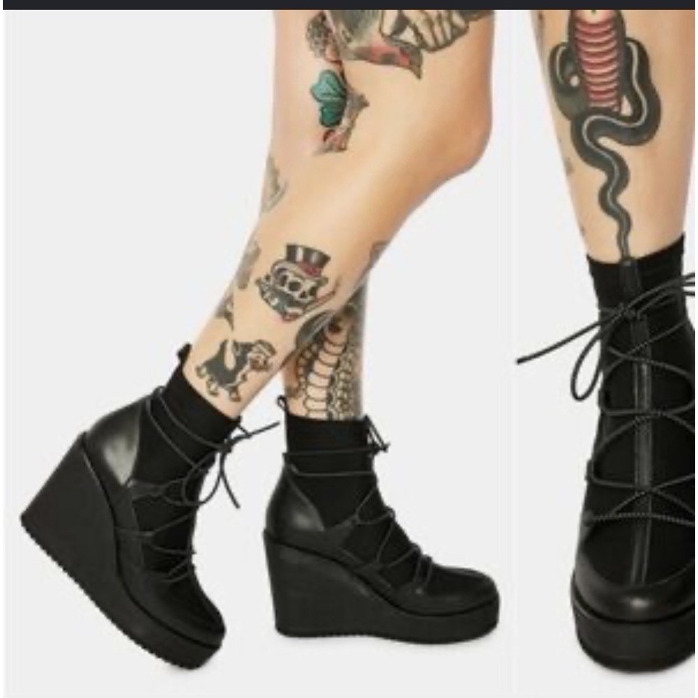 Steve Madden Atomic Black Ankle Sock Wedges Booties SZ 7.5 Platform Chunky Punk